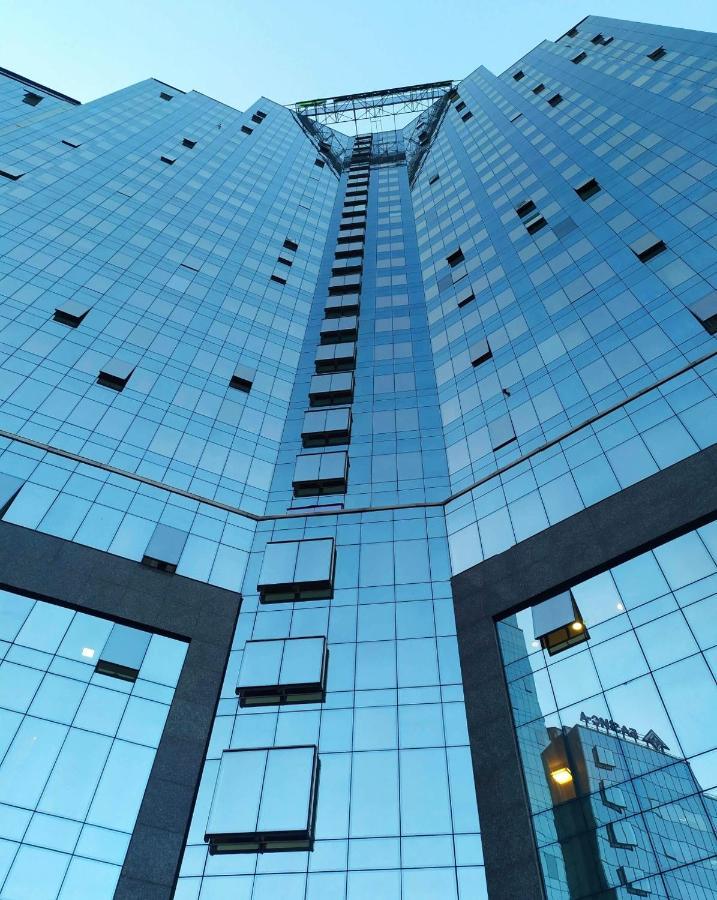 2-х комнатная с видом на горы в жк нурлы тау Apartment *